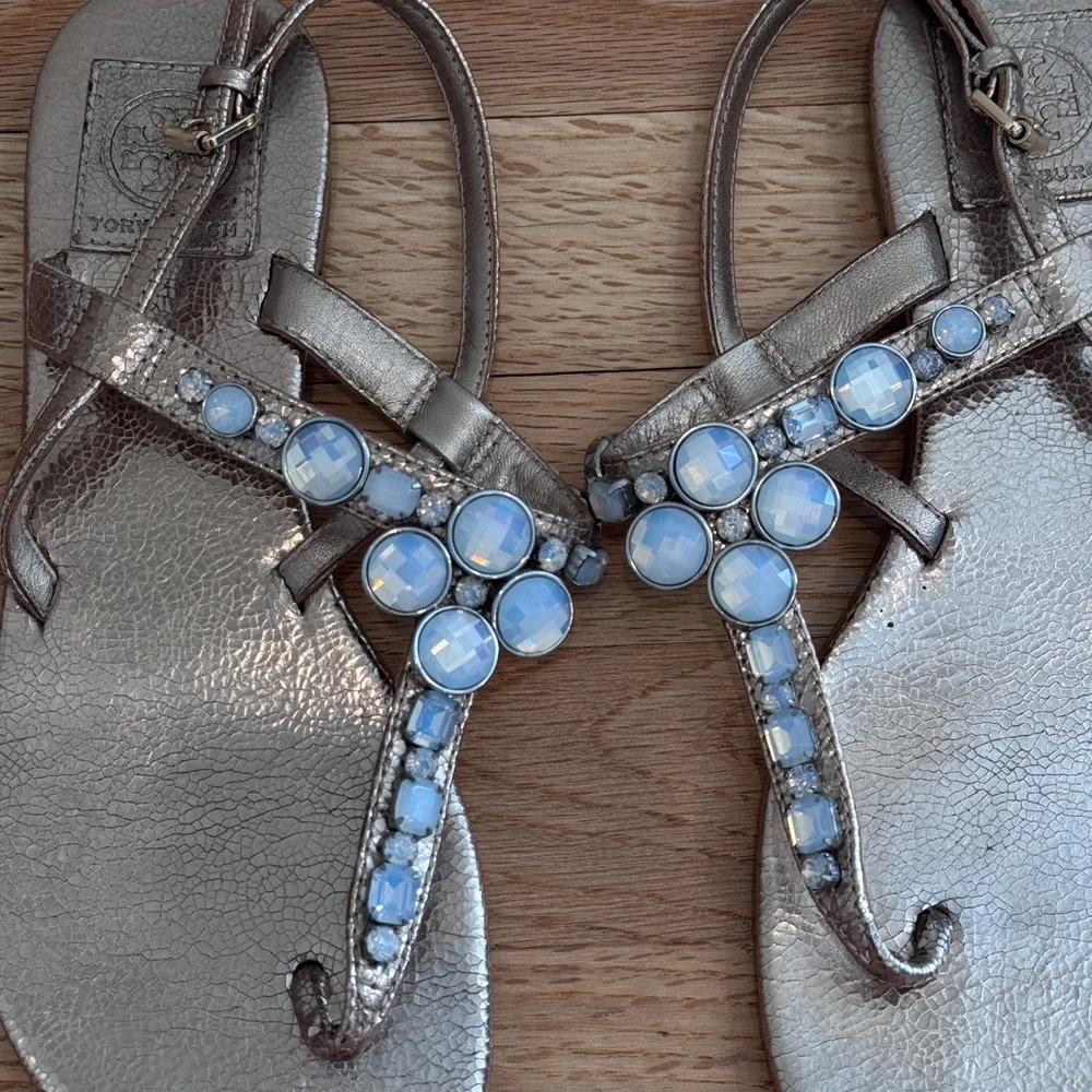 Tory Burch‎ Crackled Metallic Bejeweled Sandals Shoes size 7.5 M